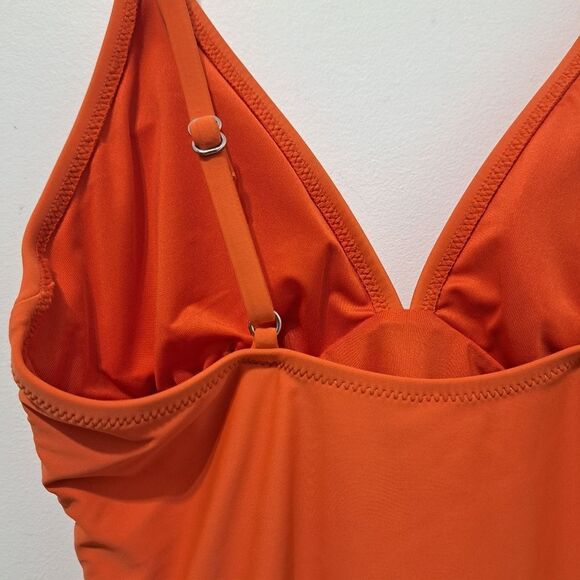 CUPSHE Shirring Design V Neck One Piece Swimsuit Low Back Bathing Suit Small NWT - Picture 11 of 14